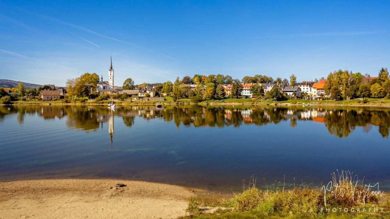 Apartman Na Lipne Frymburk Eksteriør billede