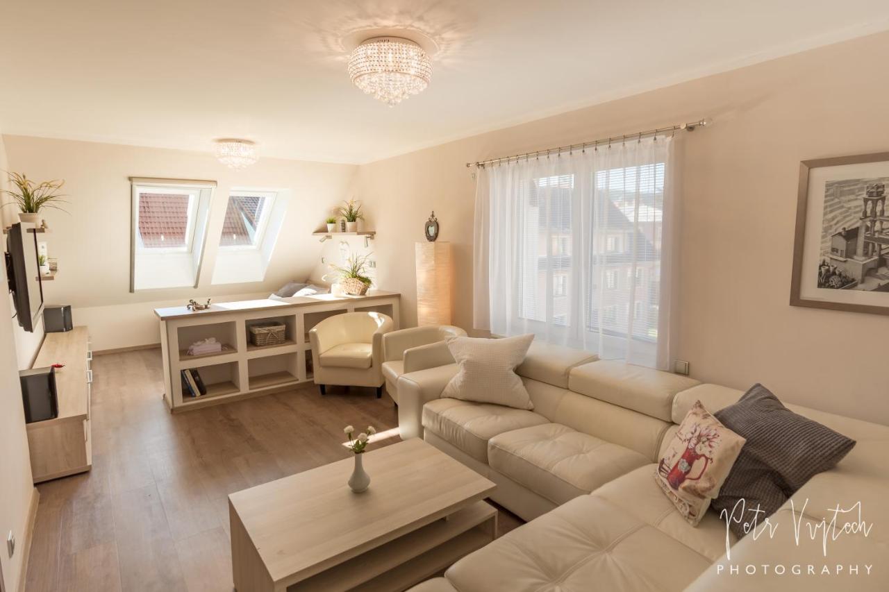 Apartman Na Lipne Frymburk Eksteriør billede